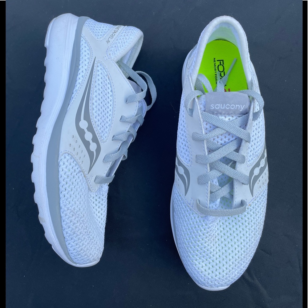 Lightweight Saucony sneakers